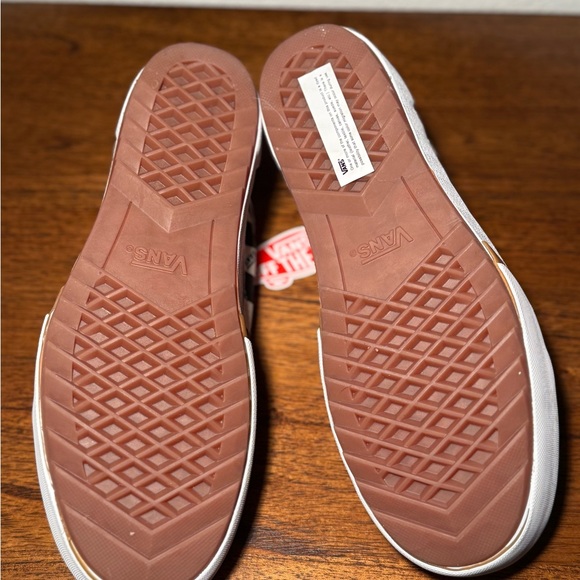 NWT Vans Checkerboard Stacked Platform Old Skool lace up shoe - Picture 5 of 6